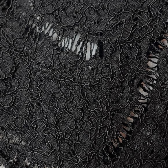 Motherhood Maternity Stripe & Lace Maternity Top M - Picture 4 of 8